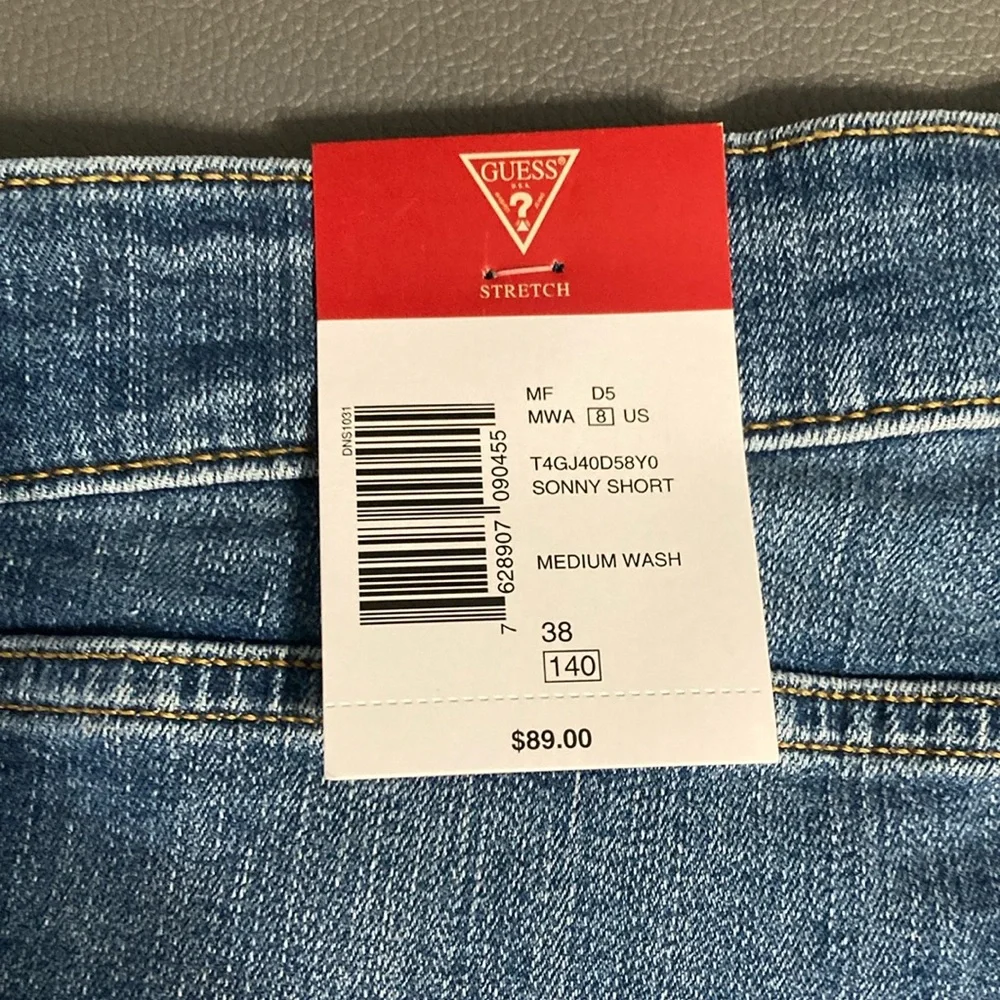 GUESS Classic Blue Jean Shorts w/ Stretch Men’s 38W - Picture 3 of 8